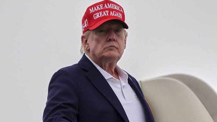 Trump Posts AI Video Claiming Iran's Kharg Island 'Blown to Smithereens' as US-Iran Trade Strikes Resume